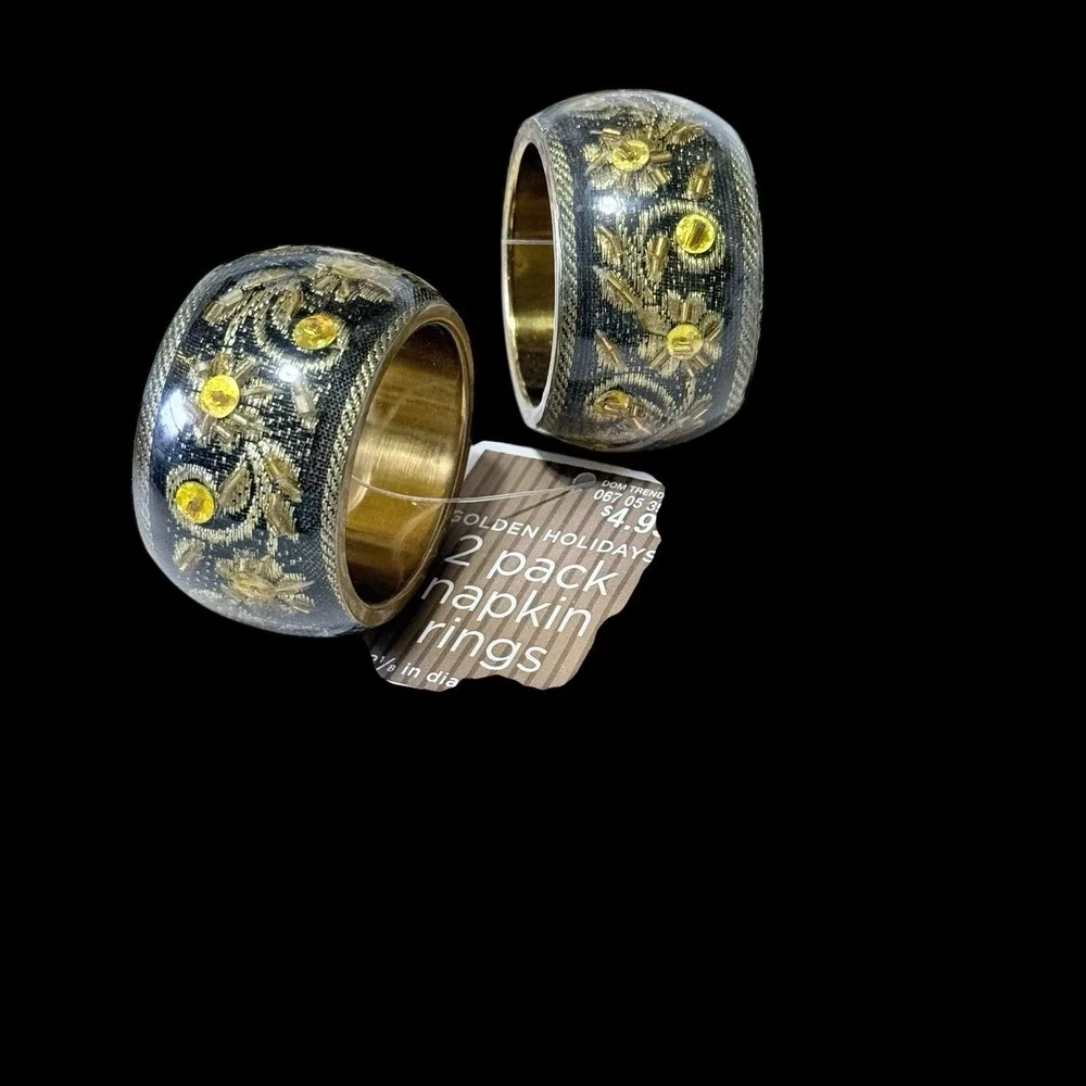 Vtg Target Golden Holidays Napkin Rings LOT OF‎ 4 NWT Floral Romantic Gothic